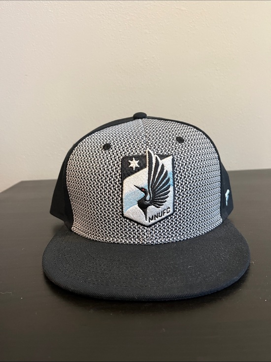 Fanatics Other - Fanatics Black MNUFC Fitted Hat